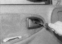  Снятие и установка панели отделки дверей Renault Megane