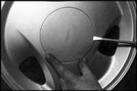  Поддомкрачивание, буксировка и смена колес Saab 9000