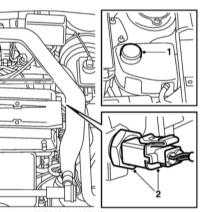  Снятие и установка датчиков системы управления двигателем Saab 95