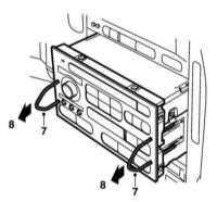  Снятие и установка аудиосистемы и динамиков Saab 95