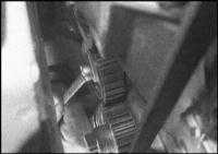  Снятие и установка ремня привода ГРМ и его крышек Skoda Felicia