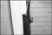  Снятие и установка двери задка и ее упорных штанг Skoda Felicia